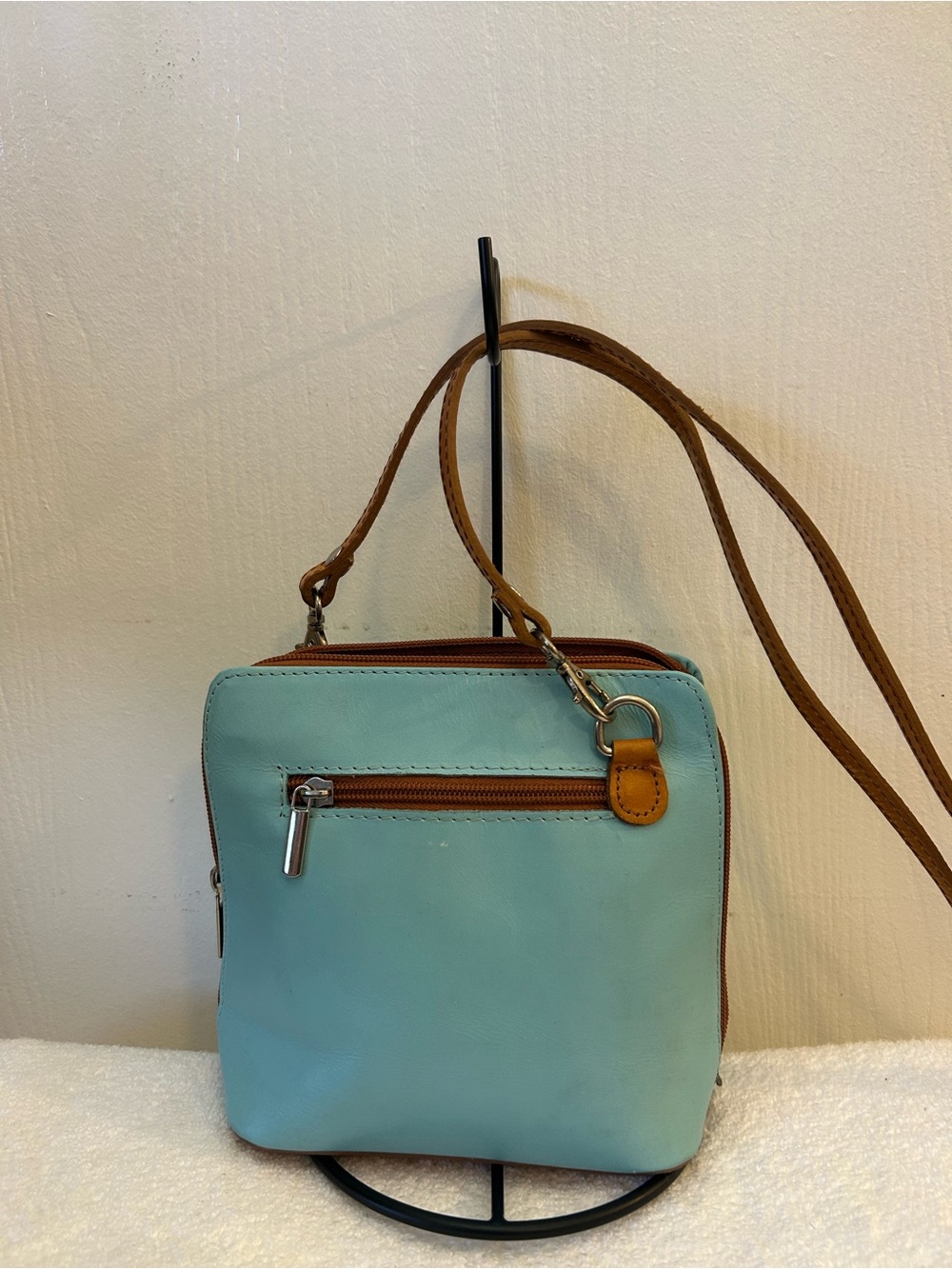 Vera Pelle Light Blue Crossbody Bag with Brown Trim